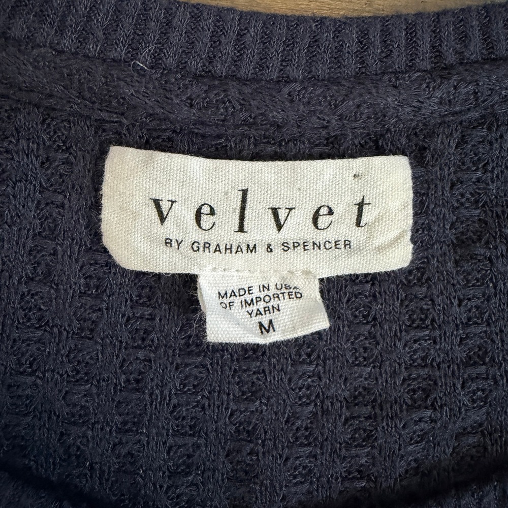 Velvet by Graham & Spencer Navy Grey Colorblock Waffle Knit V-Neck Top Medium - Picture 2 of 6